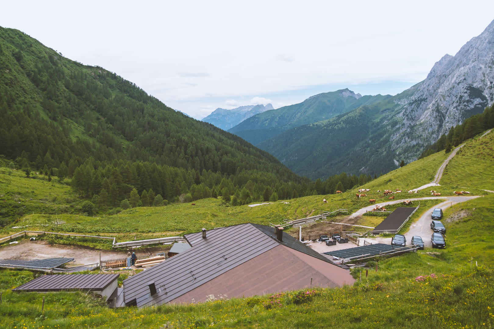 Vista esterna della malga